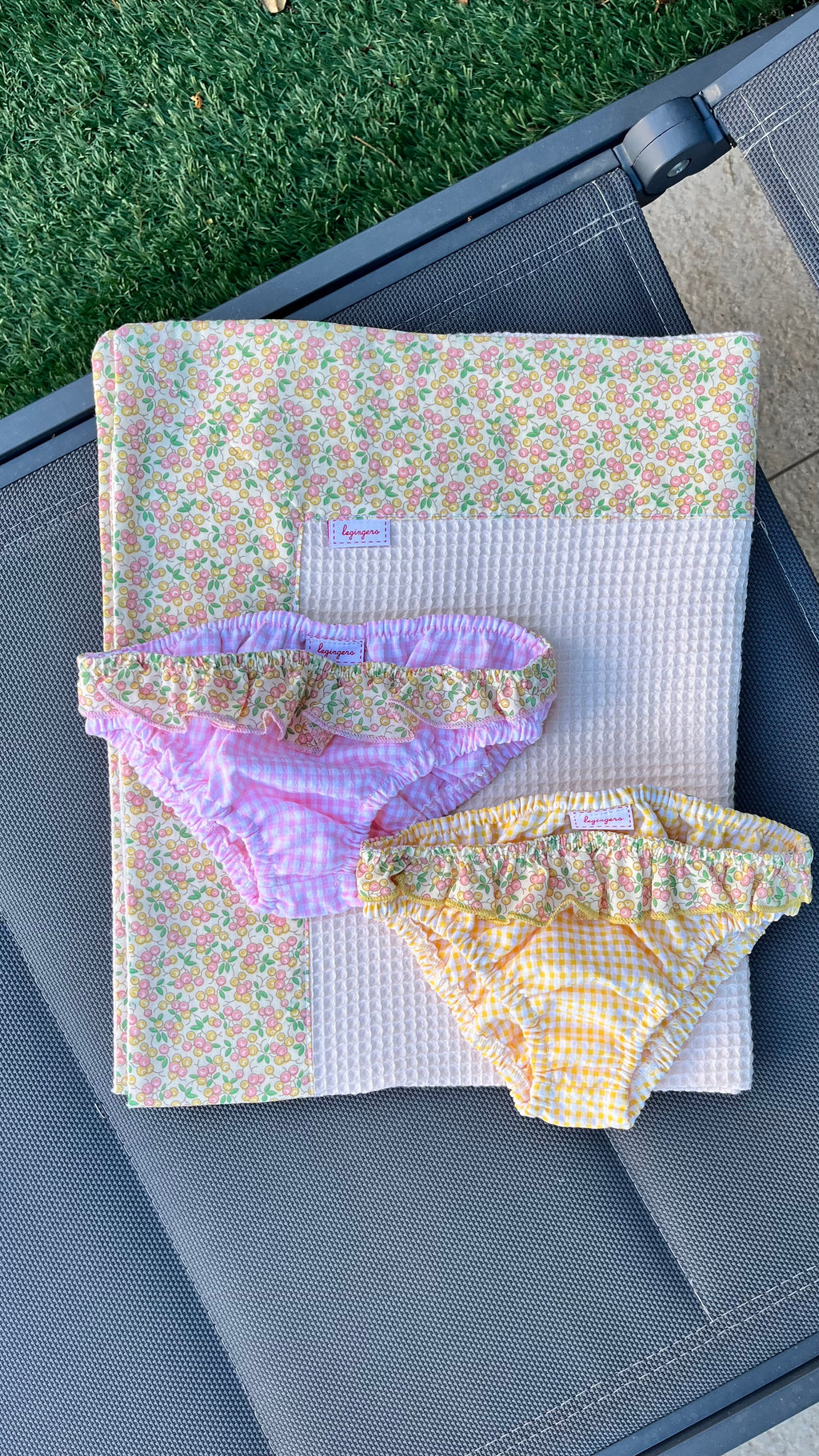 Slip bimba vichy giallo e balza frutti