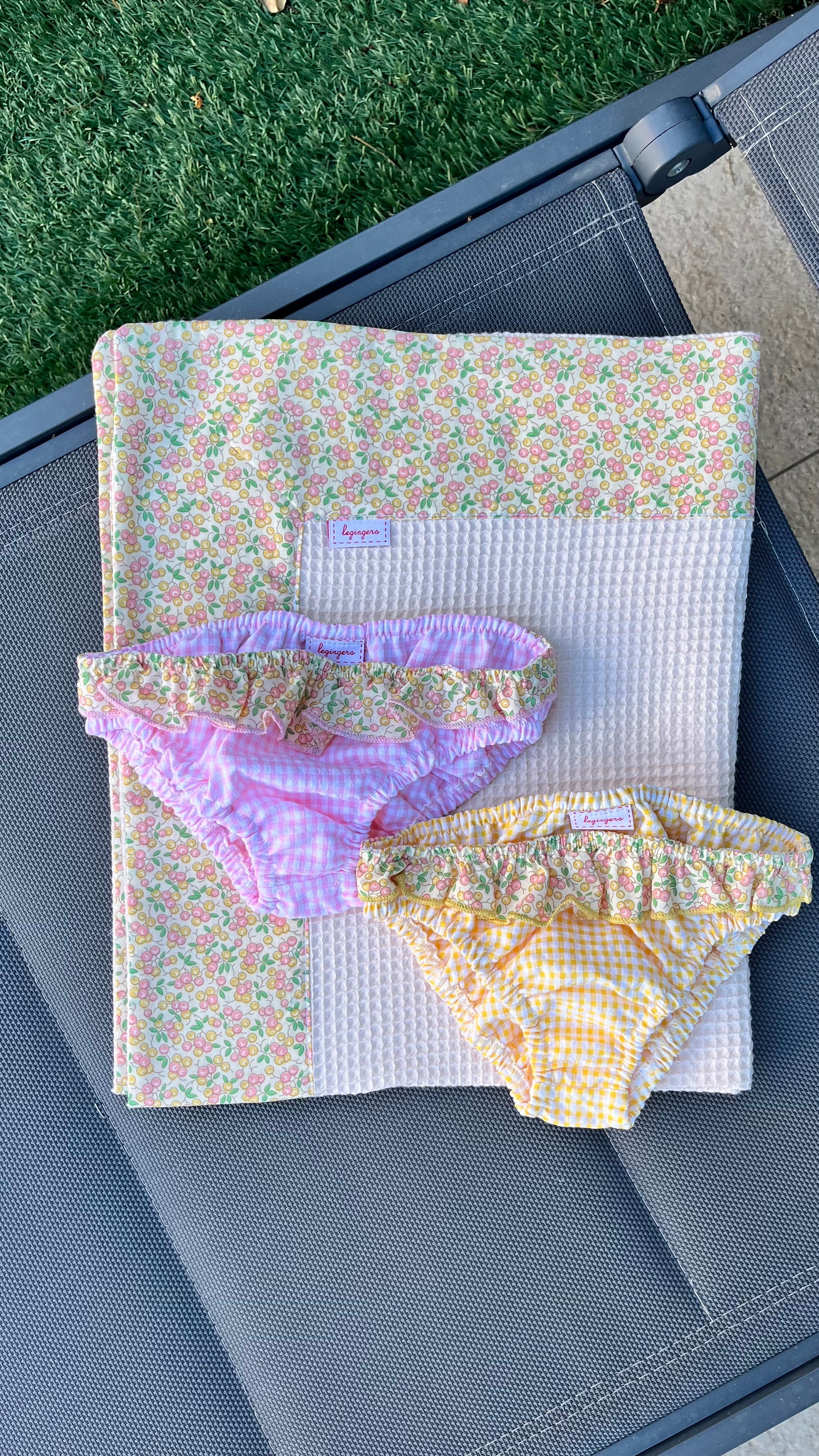 Slip bimba vichy giallo e balza frutti