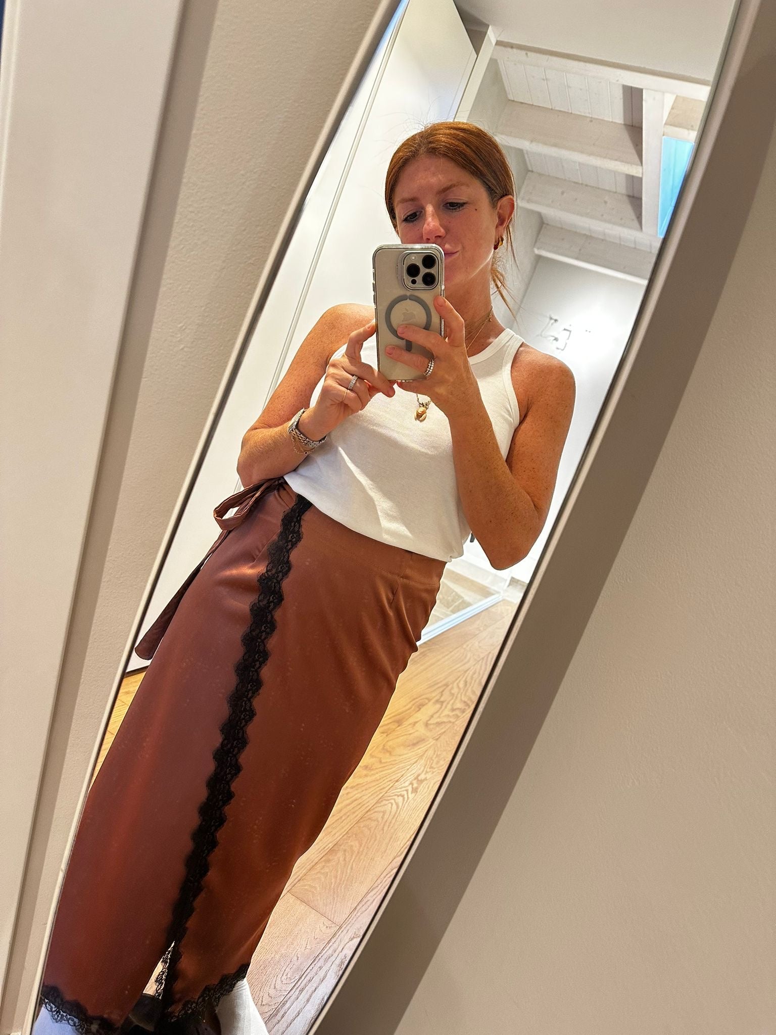 Gonna portafoglio pizzo e satin