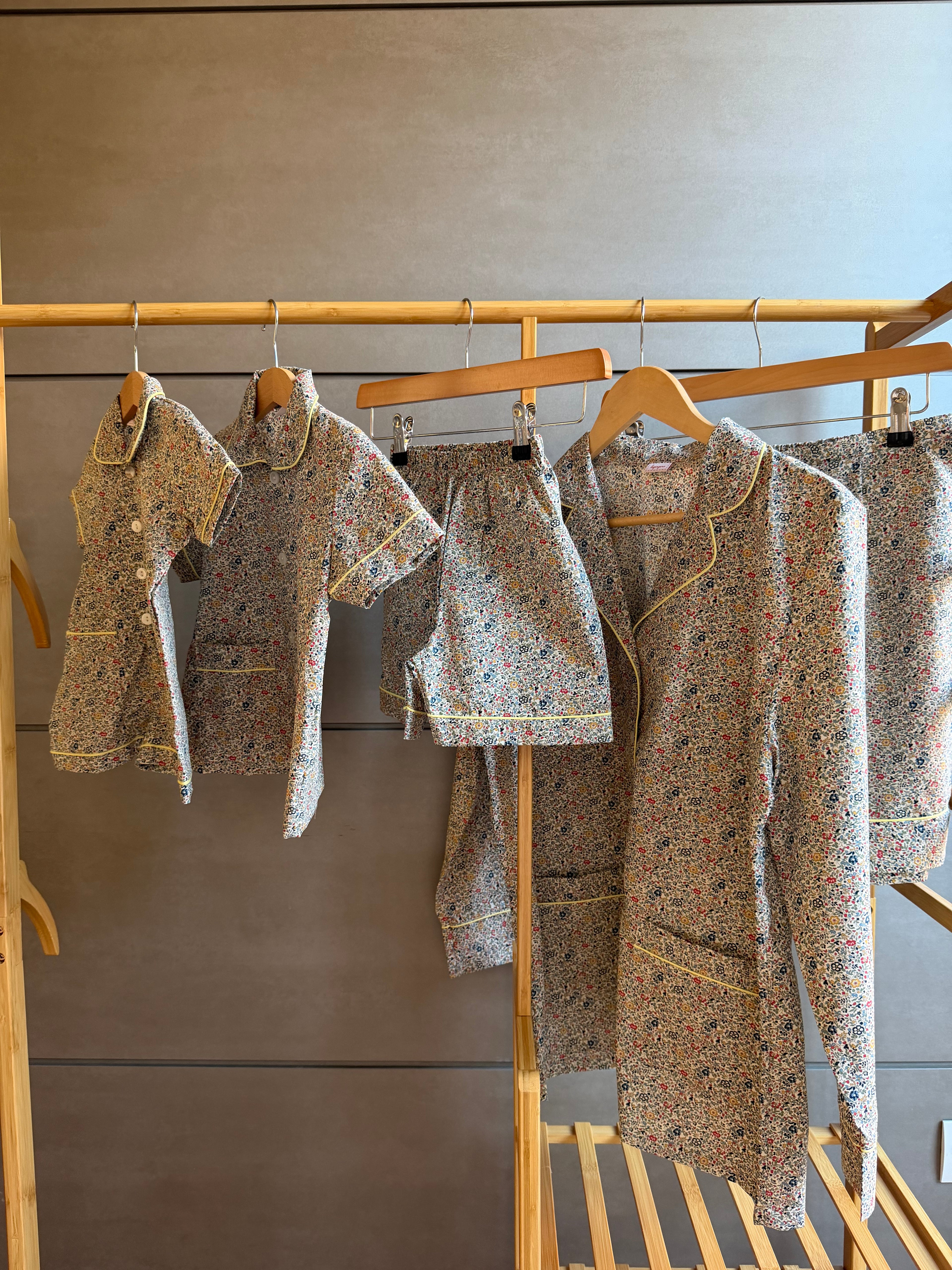 Pigiama donna FIORELLINI GIALLI E BLU