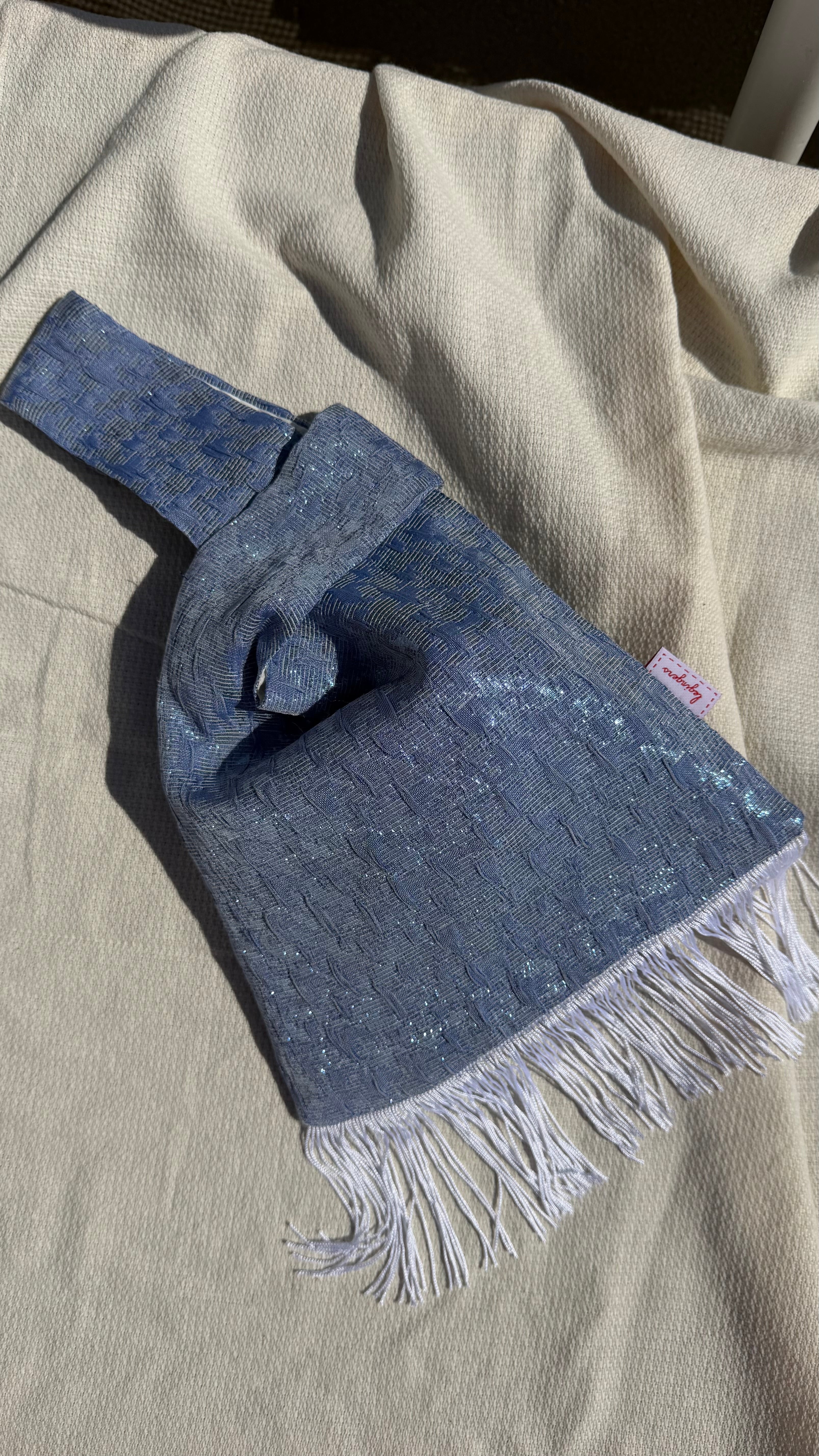 Knot bag