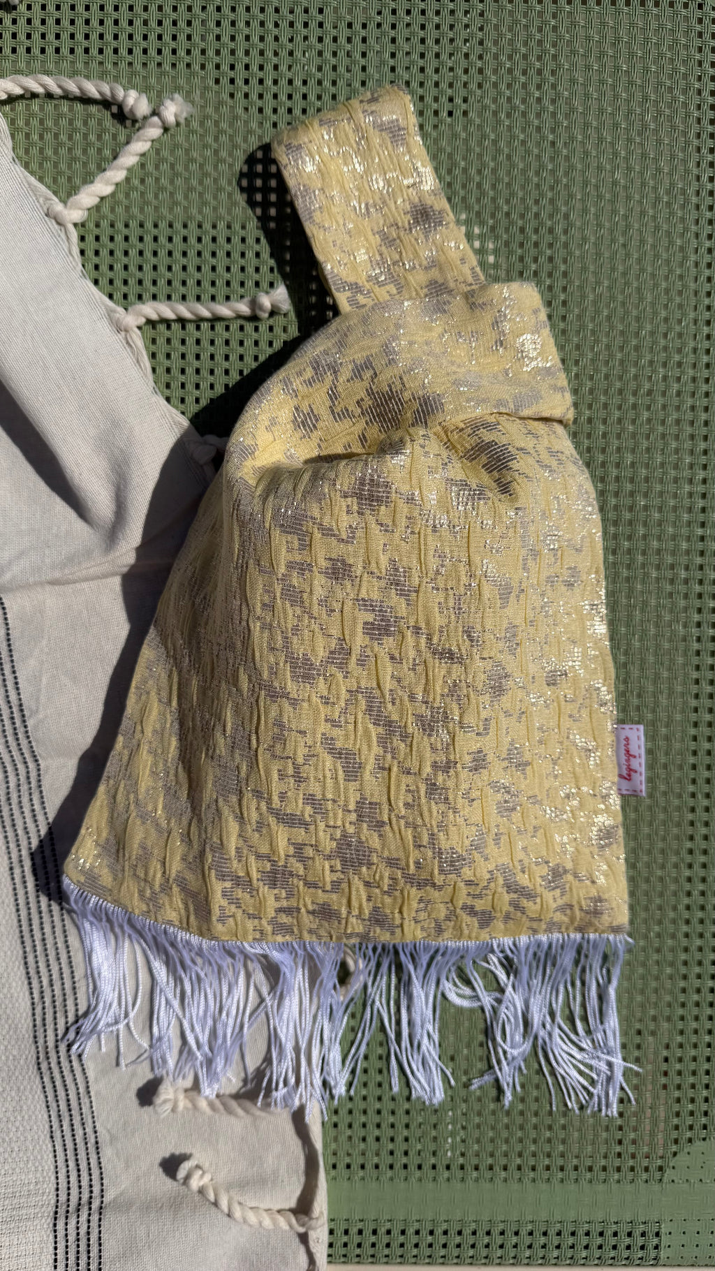 Knot bag
