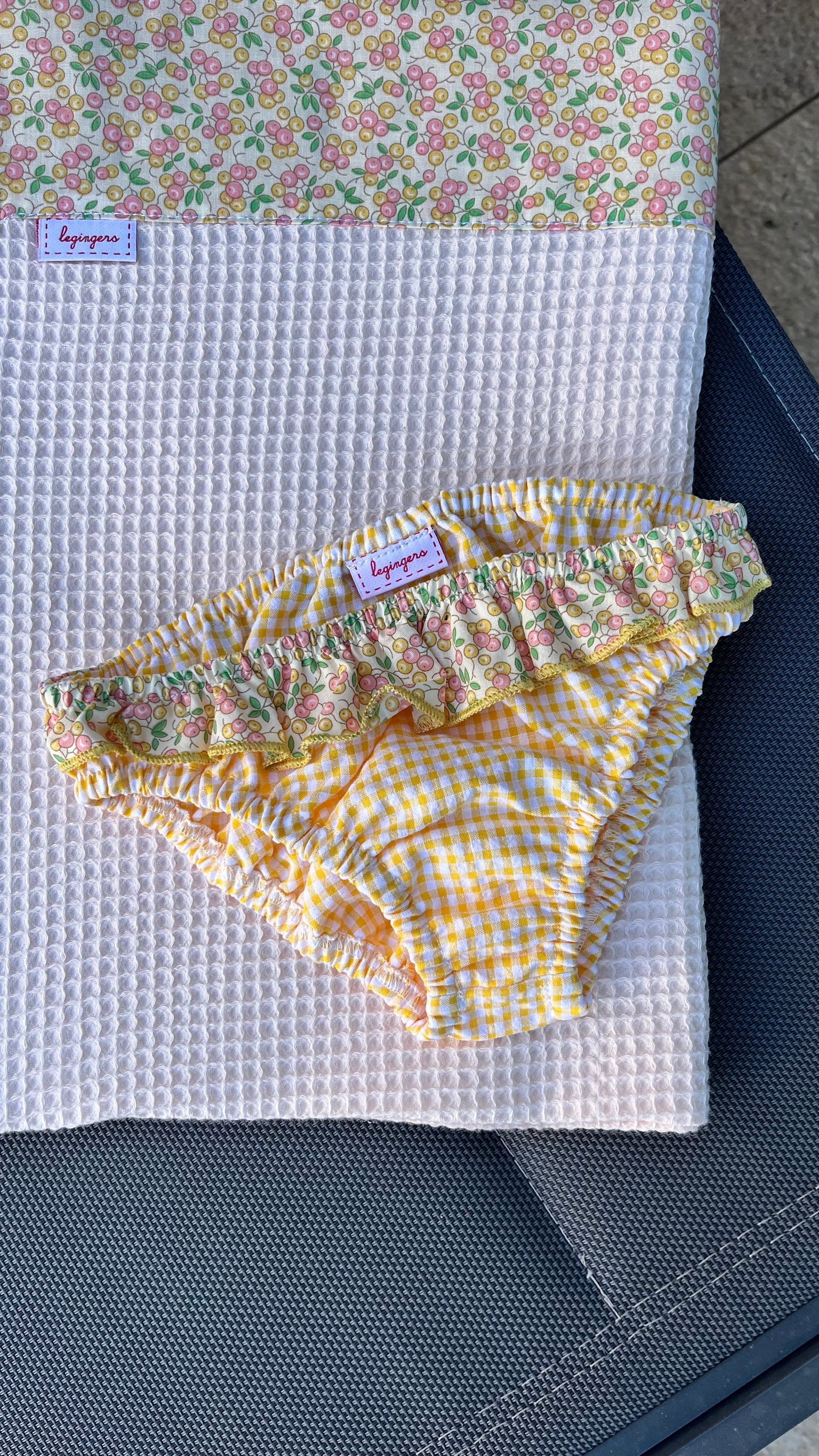 Slip bimba vichy giallo e balza frutti