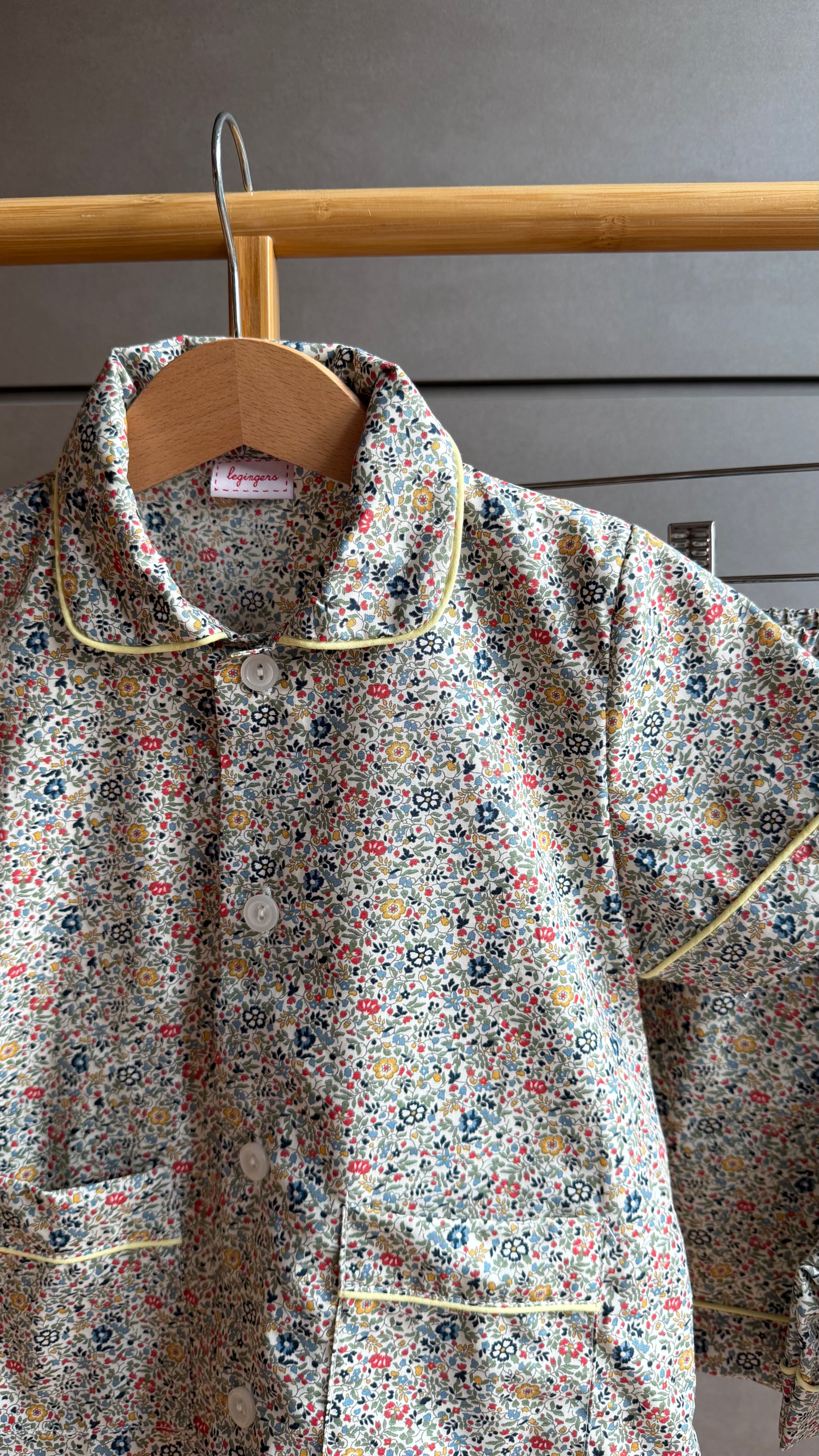 Pigiama Due pezzi: Dalla 2 alla 6 anni FIORELLINI GIALLI E BLU