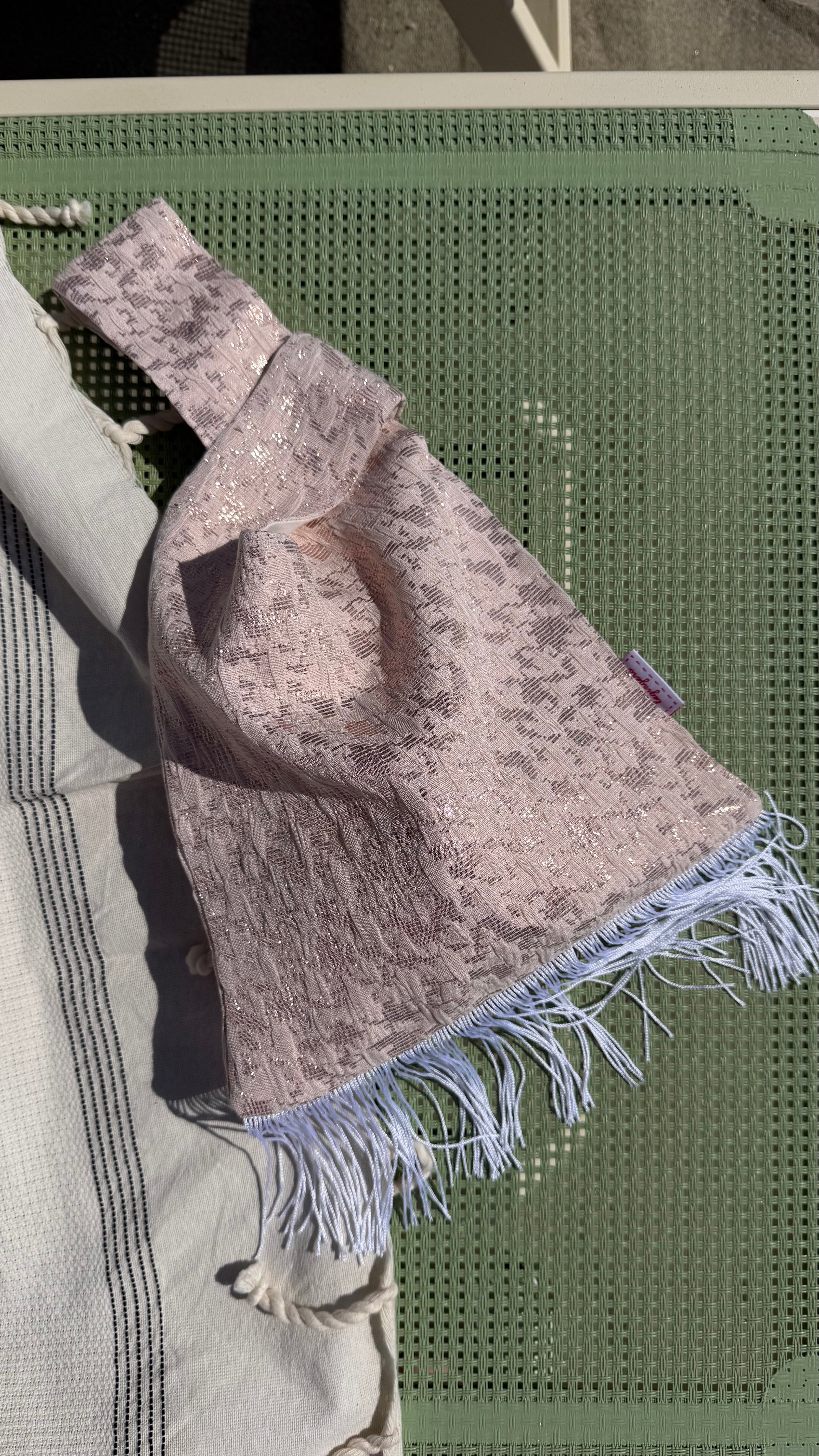 Knot bag